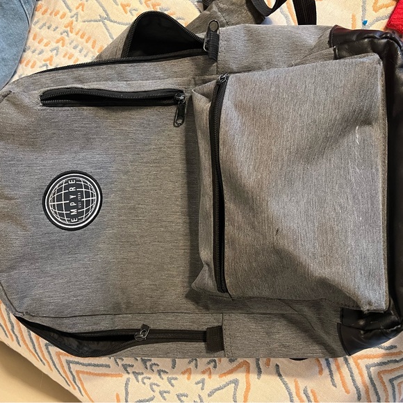 Empyre book bag with supplies, used but good condition - Picture 8 of 12